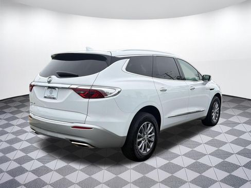 Used 2023 Buick Enclave Essence FWD image 9