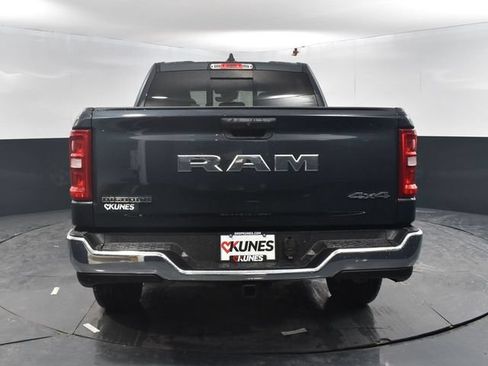 New 2026 RAM 1500 Big Horn AWD/4WD image 8