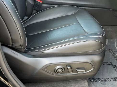 Used 2021 Jeep Grand Cherokee L Limited image 11