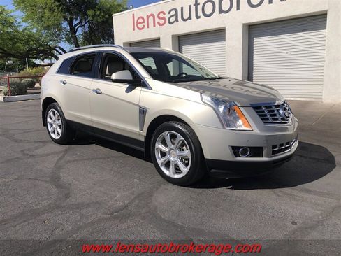 Used 2015 Cadillac SRX Performance w/ Driver Awareness Package FWD image 2