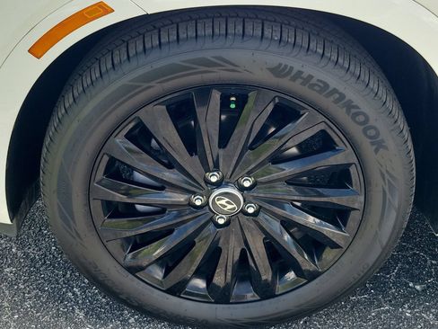Used 2024 Hyundai Palisade Calligraphy AWD/4WD image 7