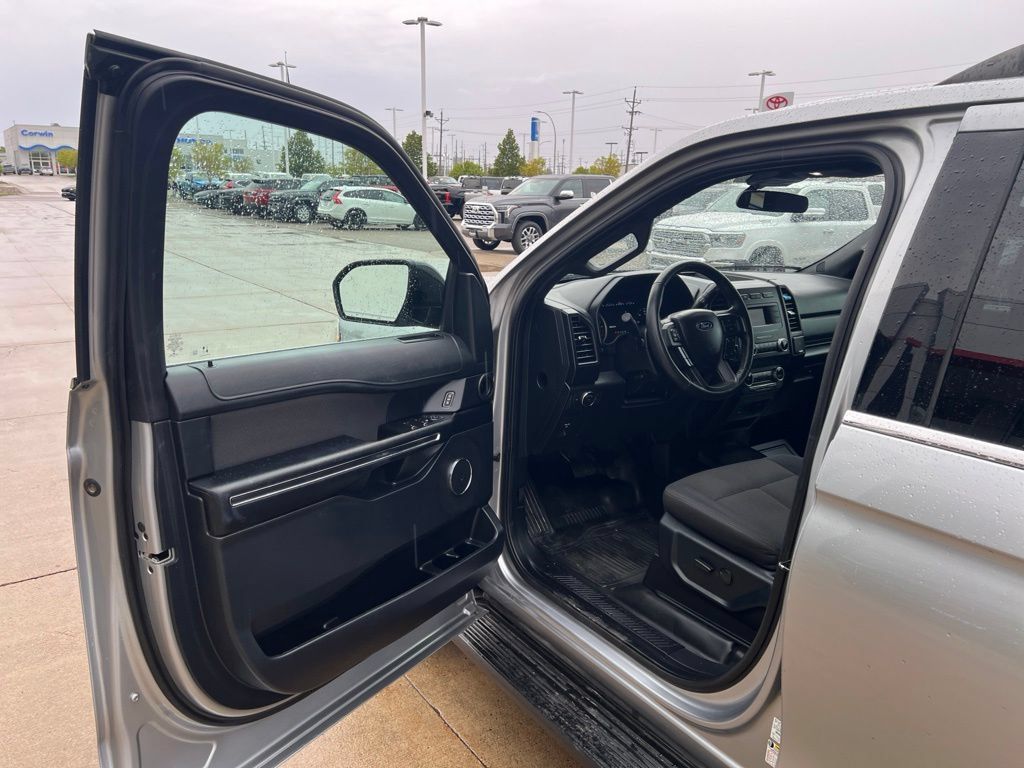 Used 2020 Ford Expedition XL AWD/4WD image 11