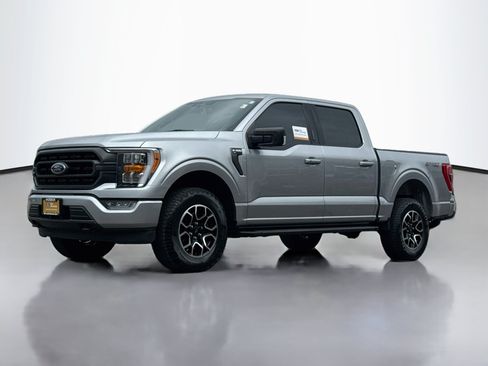 Used 2023 Ford F150 XLT w/ Equipment Group 302A High AWD/4WD image 3