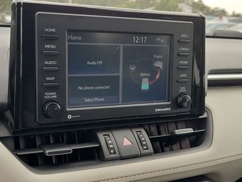 Used 2021 Toyota RAV4 XLE Premium image 24