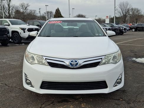 Used 2012 Toyota Camry XLE image 2