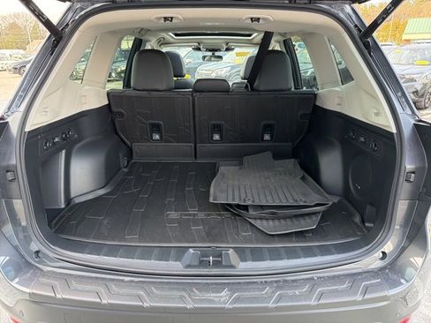 Used 2023 Subaru Forester Touring image 33
