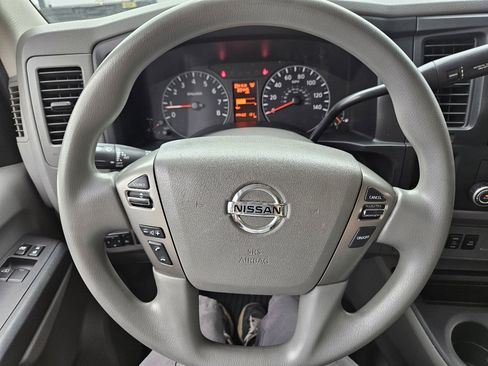 Used 2019 Nissan NV 2500 SV image 37