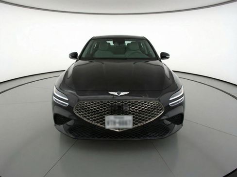 Used 2025 Genesis G70 2.5T image 2