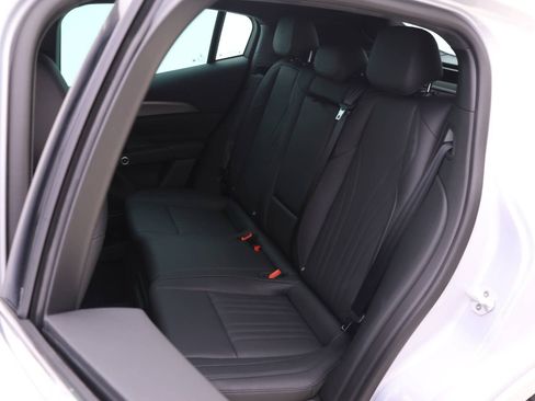 New 2024 Maserati Grecale GT image 11