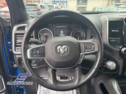 Used 2023 RAM 1500 Laramie image 32