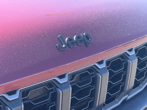 Used 2026 Jeep Grand Cherokee Limited w/ Limited Altitude Package image 30