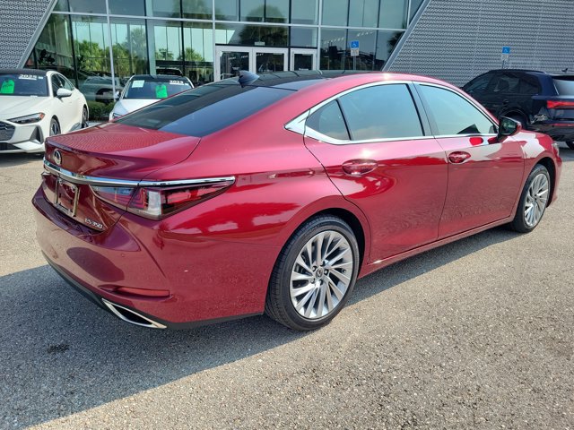 Used 2024 Lexus ES 350 w/ Technology Package FWD image 7