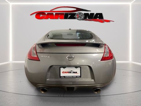 Used 2009 Nissan 370Z Touring w/ Aerodynamics Pkg image 4