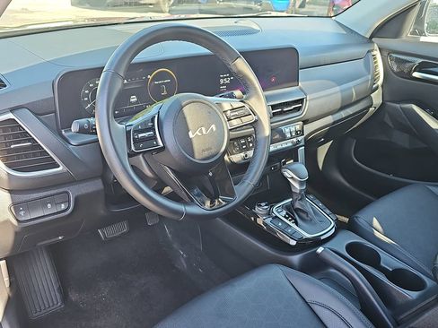 Used 2024 Kia Seltos EX AWD/4WD image 18