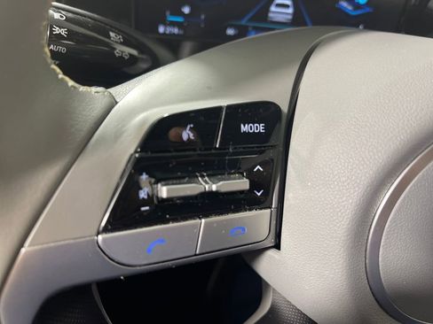 Certified 2022 Hyundai Elantra SEL w/ Convenience + Premium Package image 29