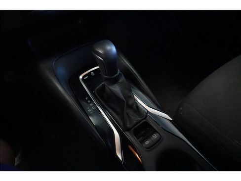 Used 2021 Toyota Corolla SE FWD image 19