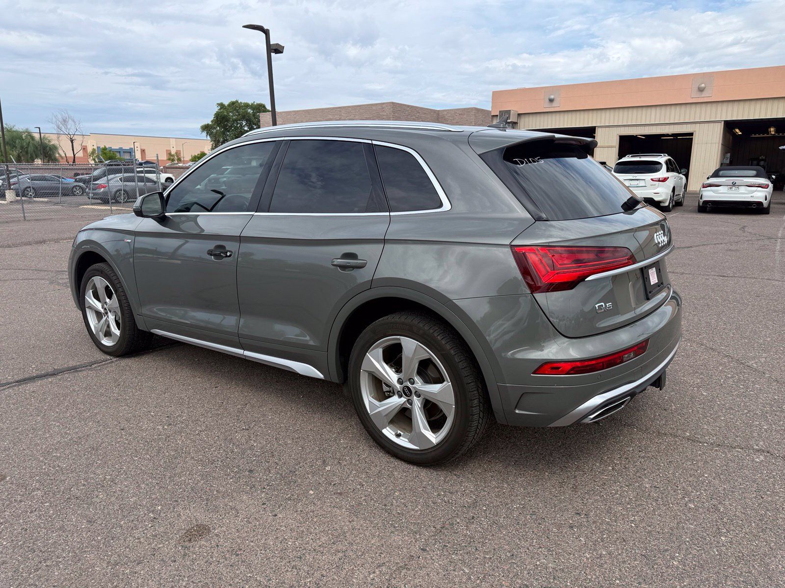 Used 2023 Audi Q5 2.0T Premium Plus w/ Premium Plus Package AWD/4WD image 5