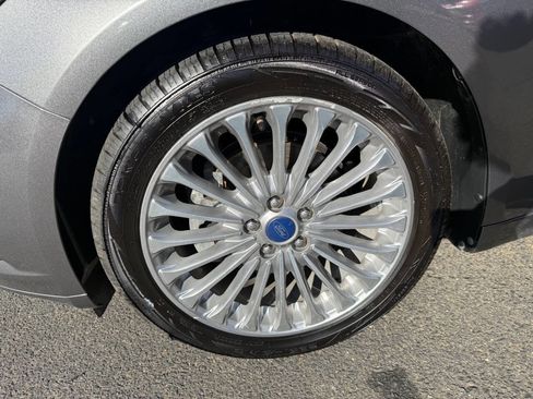 Used 2014 Ford Fusion Titanium image 21