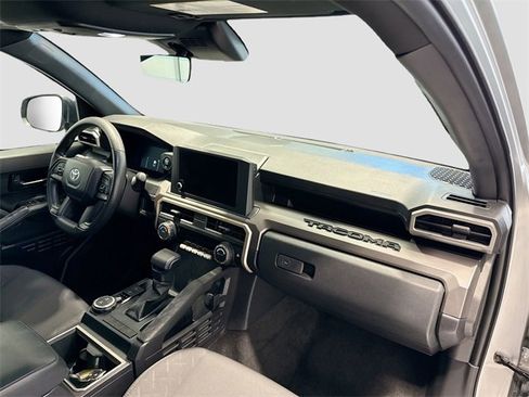 Certified 2024 Toyota Tacoma SR5 image 9