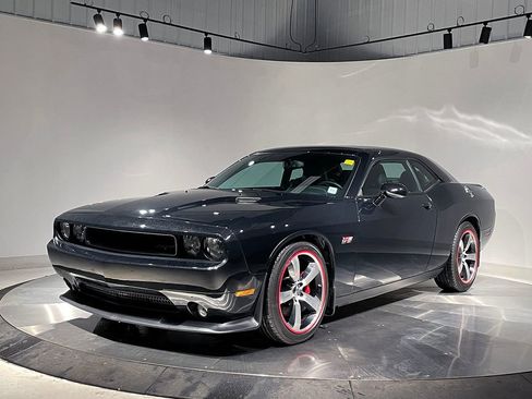 Used 2013 Dodge Challenger SRT8 w/ Harman Kardon Audio Group RWD image 2