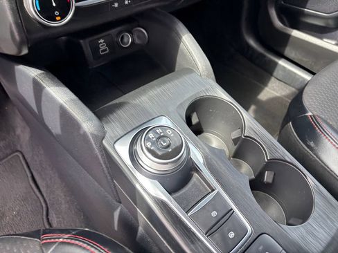 Used 2024 Ford Escape ST-Line FWD image 16