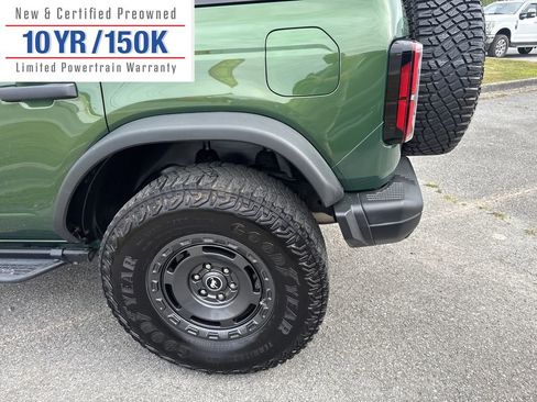 Used 2024 Ford Bronco Everglades image 9