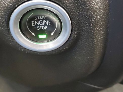 Used 2022 Chevrolet Silverado 3500 LT image 14