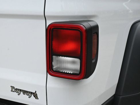 Used 2023 Jeep Gladiator Mojave image 22