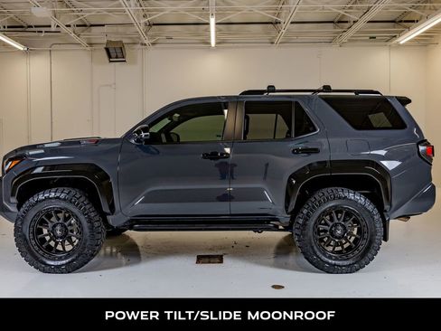 Used 2025 Toyota 4Runner TRD Pro AWD/4WD image 6