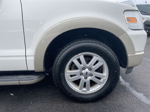 Used 2010 Ford Explorer Eddie Bauer image 7