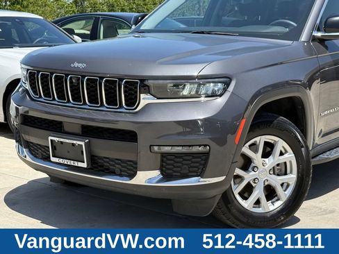 Used 2023 Jeep Grand Cherokee L Limited w/ Luxury Tech Group II AWD/4WD image 2