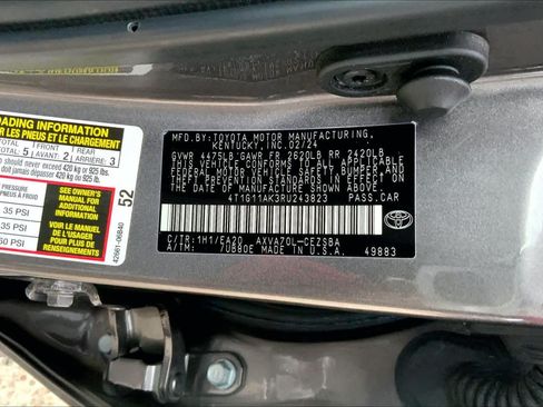Used 2024 Toyota Camry SE FWD image 34