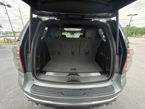 Used 2024 Chevrolet Tahoe Premier AWD/4WD image 24