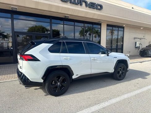 Used 2021 Toyota RAV4 XSE w/ XSE Grade Weather Package AWD/4WD image 6