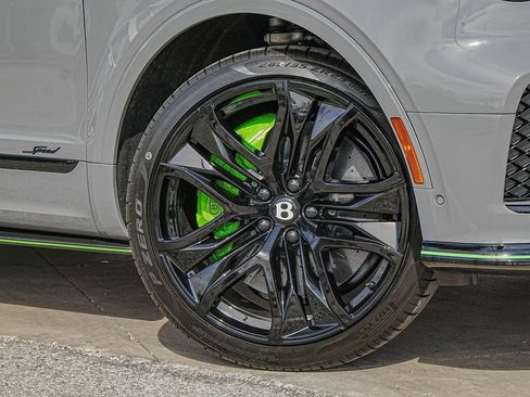New 2026 Bentley Bentayga Speed image 2