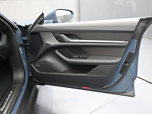 New 2026 Porsche Taycan Turbo S AWD/4WD image 30