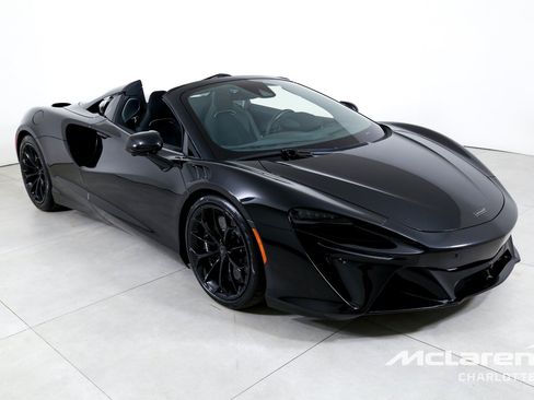New 2026 McLaren Artura Spider RWD image 4