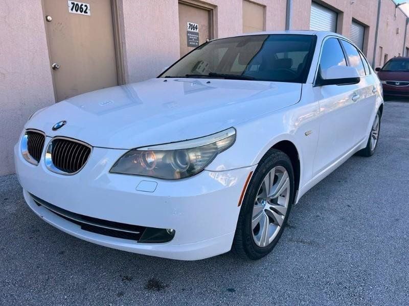 Used 2010 BMW 528i Sedan RWD image 7