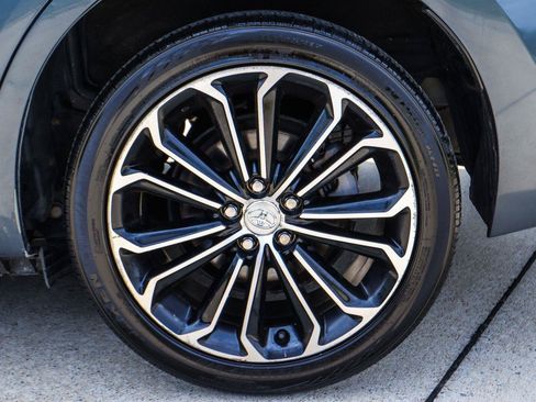 Used 2014 Toyota Corolla S FWD image 20