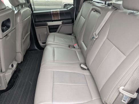 Used 2018 Ford F150 Lariat image 27