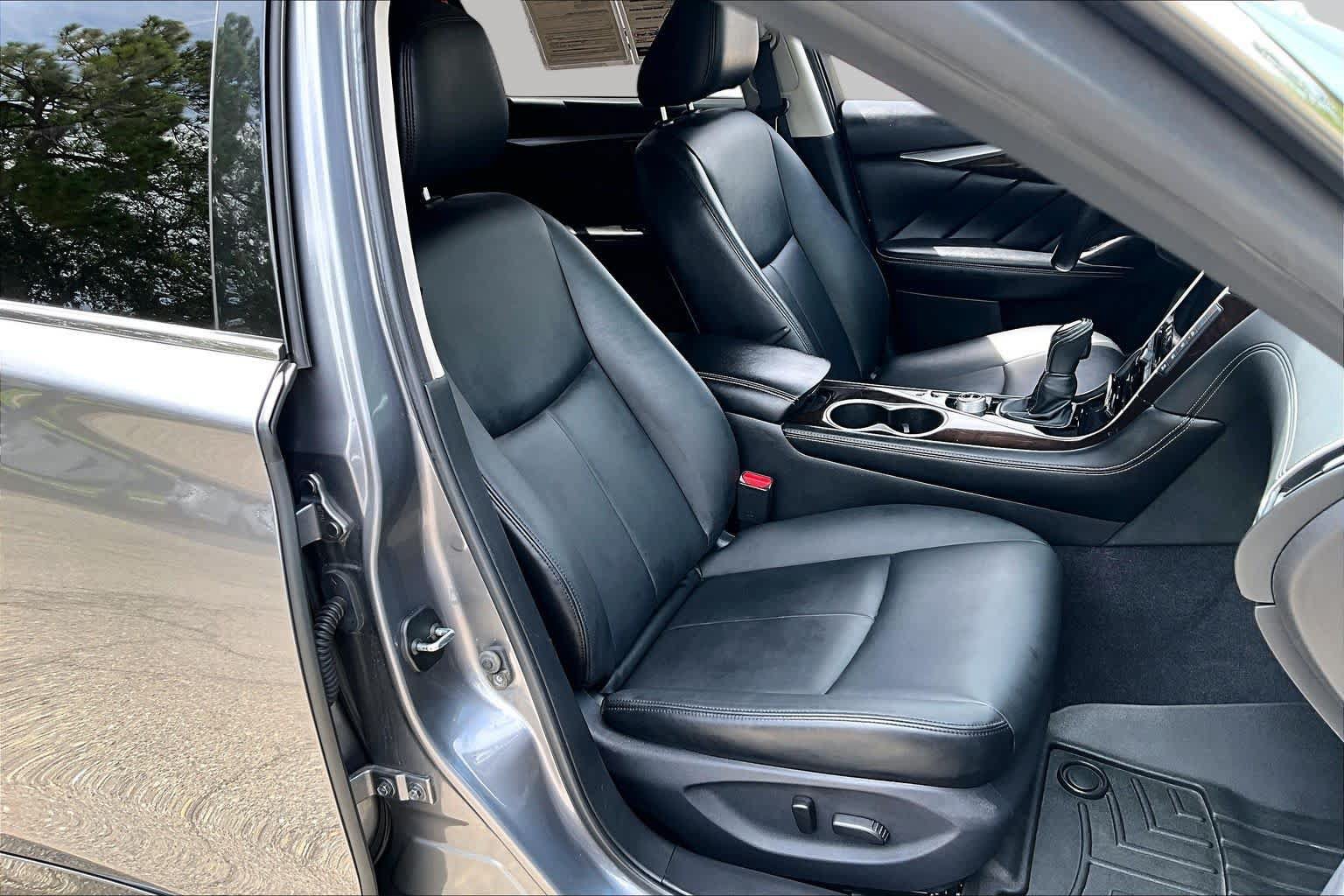 Used 2018 INFINITI Q50 Luxe AWD/4WD image 9