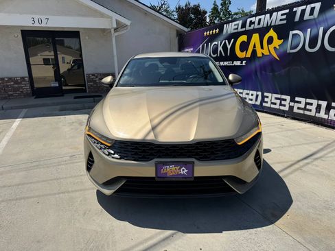 Used 2022 Kia K5 LXS FWD image 8