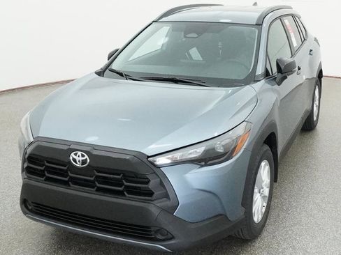 New 2026 Toyota Corolla Cross LE FWD image 3