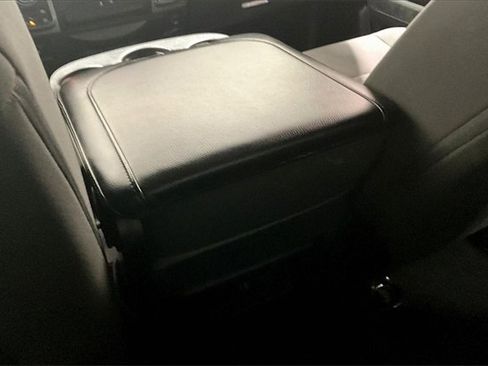 Used 2023 RAM 1500 Classic SLT image 11