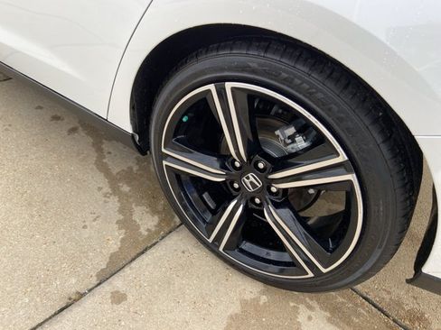 Used 2024 Honda Accord Sport image 20