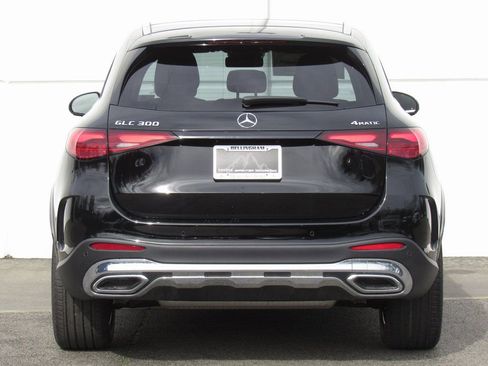 New 2025 Mercedes-Benz GLC 300 4MATIC image 7