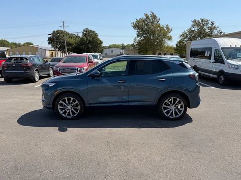 Used 2024 Buick Encore GX Avenir w/ Avenir Technology Package FWD image 7
