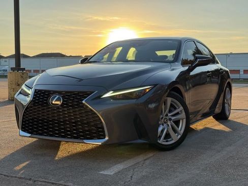 Used 2023 Lexus IS 300 w/ Comfort Package image 2