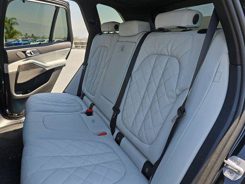 New 2026 BMW X5 sDrive40i image 16