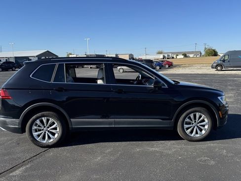 Used 2018 Volkswagen Tiguan SE image 8